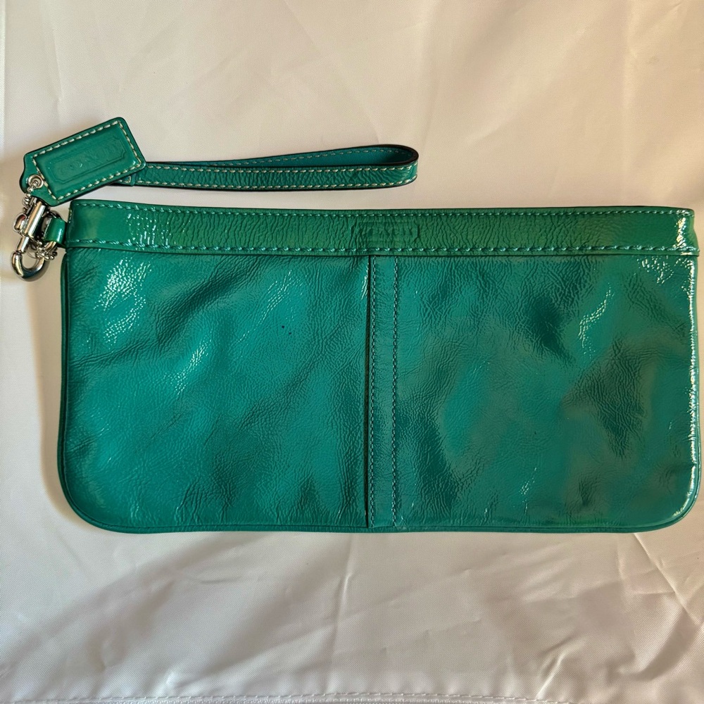 Vintage Coach Teal Patent Leather Wristlet Clutch